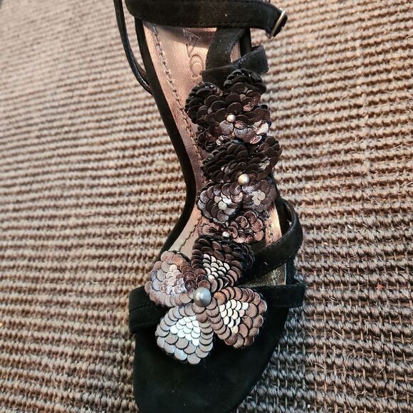 Coach Black Sequin Floral Heels Size 7.5